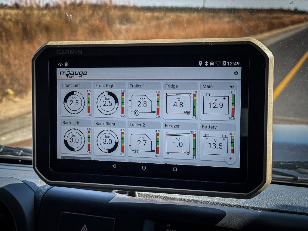 Garmin Overlander running nGauge 4x4